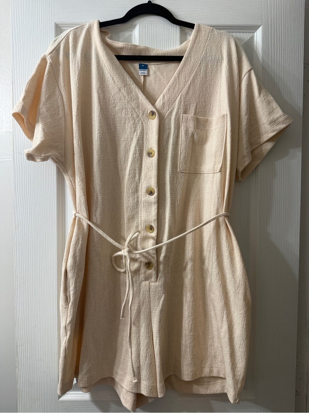 Old Navy Cream Button-Up Ribbed Top